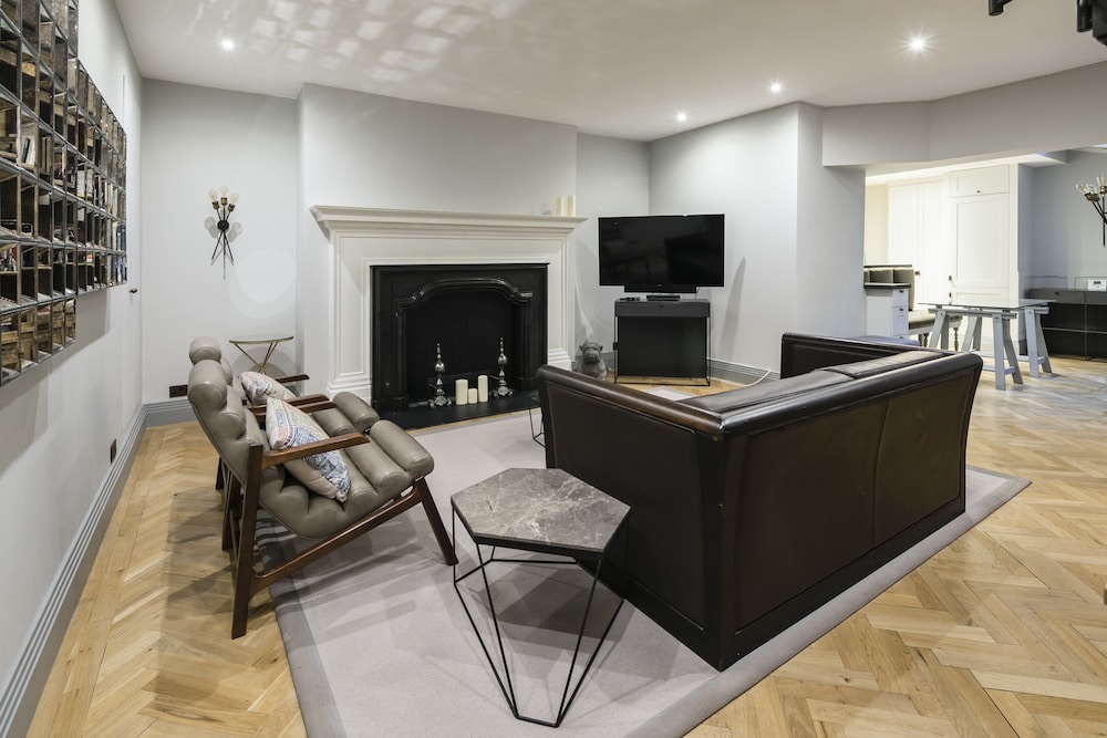 Apartment (1 Bedroom)