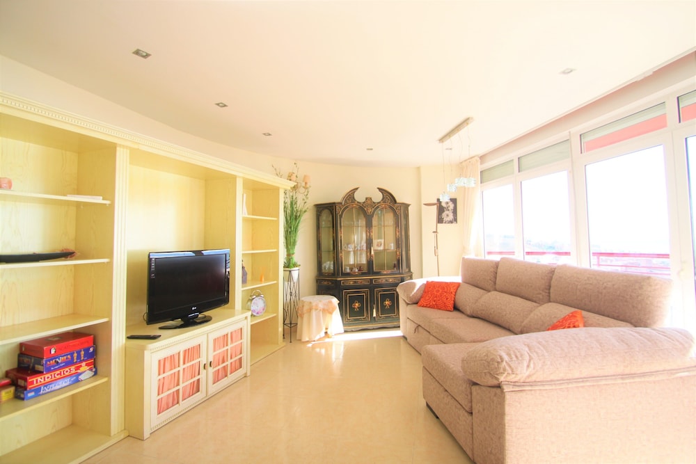 Apartamento, 3 habitaciones, vista al mar