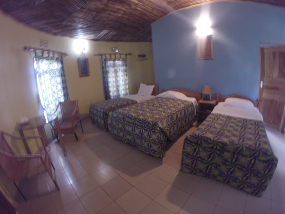 Deluxe Triple Room, 3 Bedrooms, Accessible, Mountain View