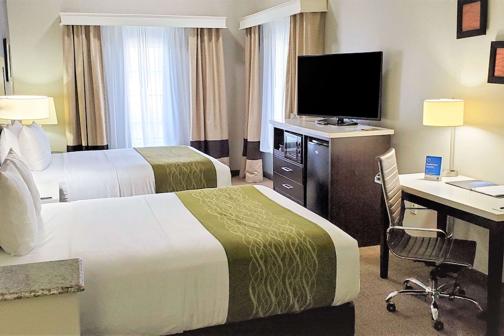 Suite, Multiple Beds, Non Smoking
