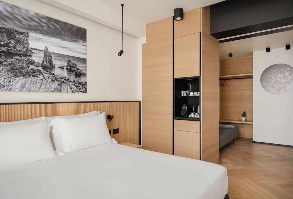Grand Room photo 1