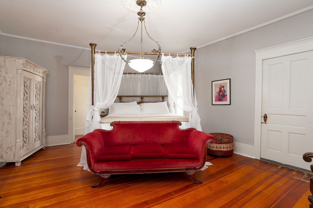 Grand Room photo 3