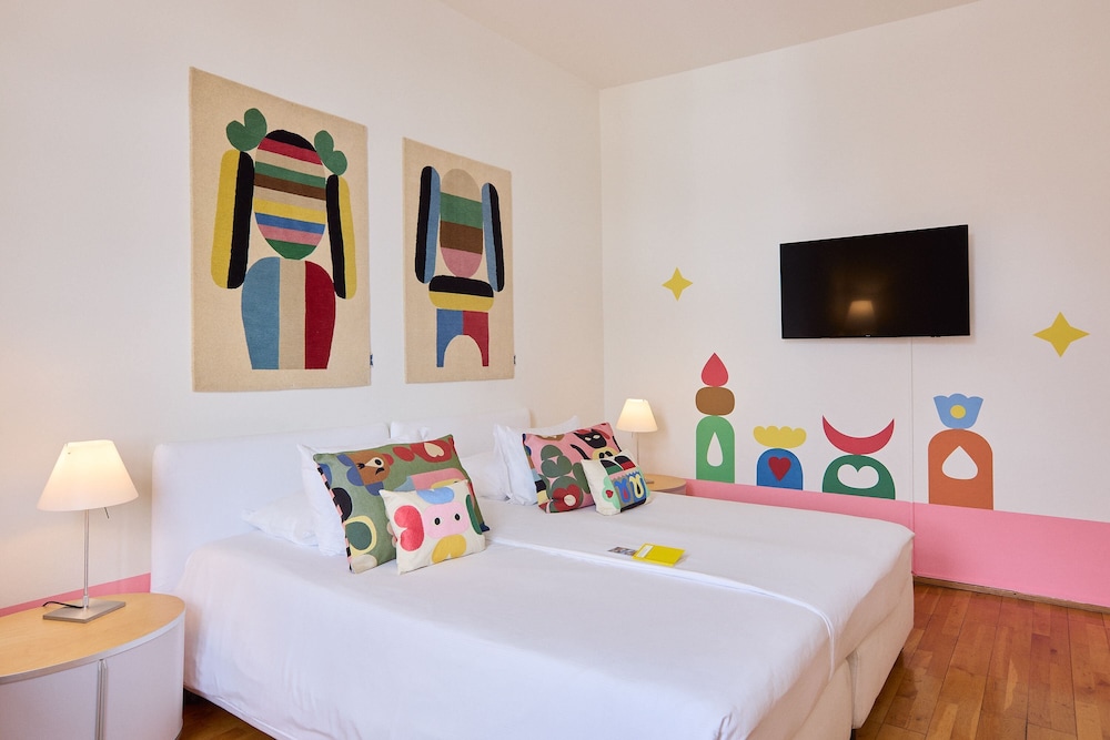 Double Room (Art) - Photo 4