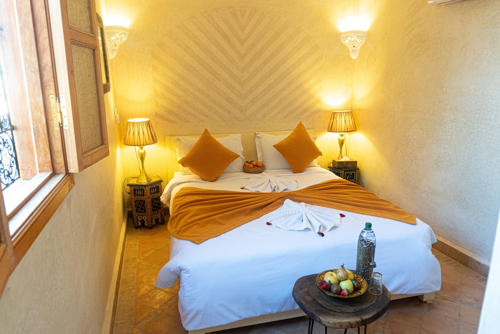 Double Room (Magnolia)