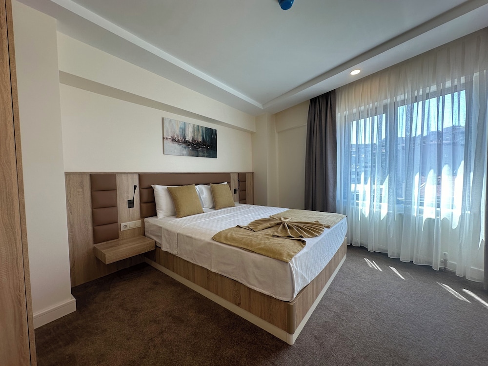 Corner Deluxe Room photo 1