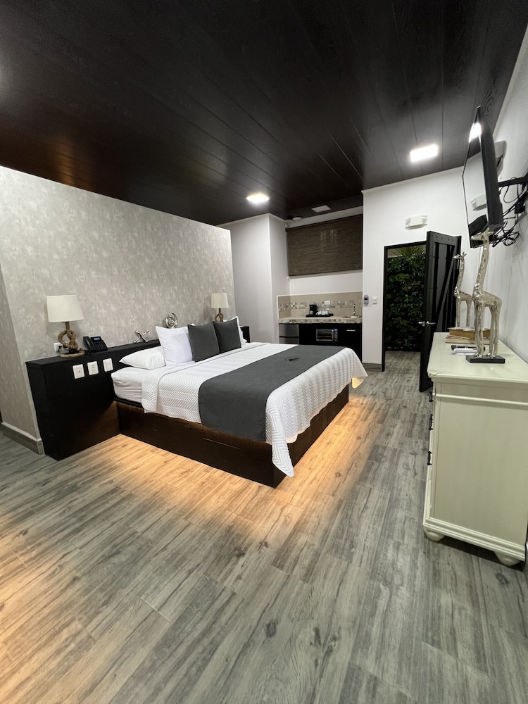 Luxury Room photo 3