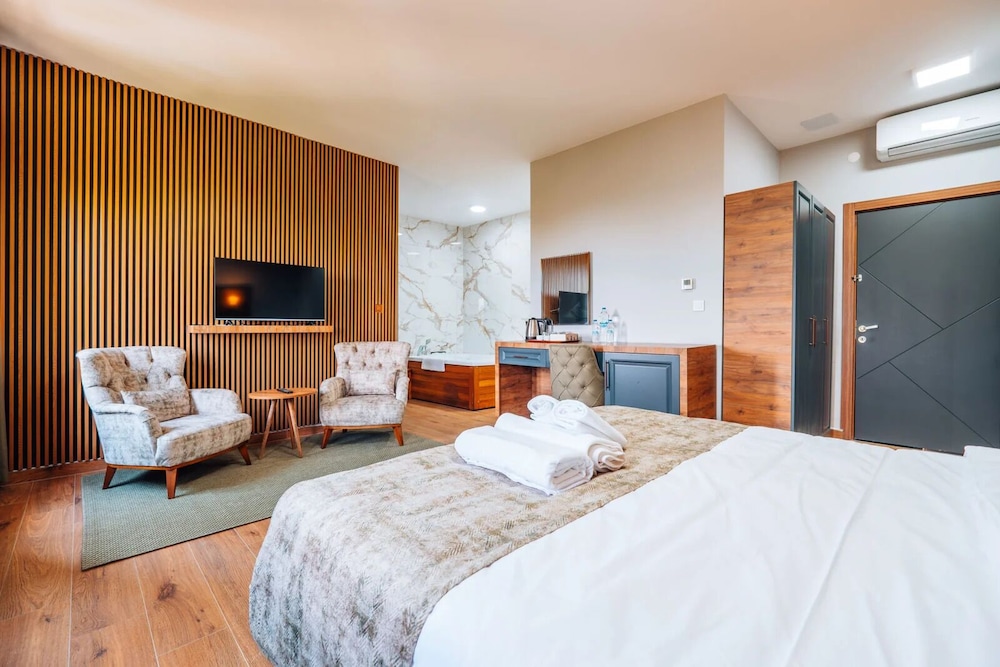 Studio Suite photo 1