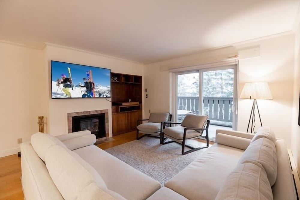 Condo, 4 Bedrooms
