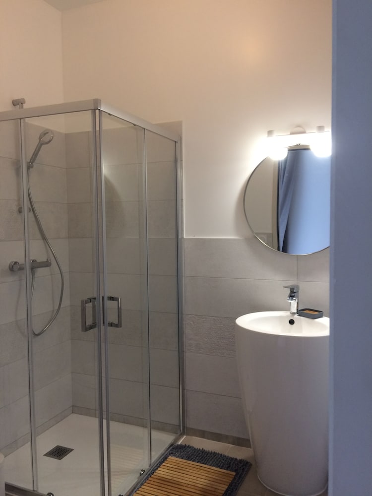 Comfort Double Room - Photo 8