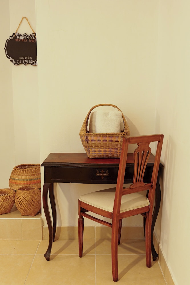 Our Petite - Photo 1