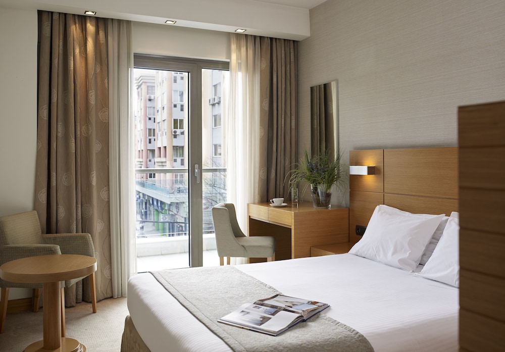 Deluxe Double or Twin Room - Photo 5