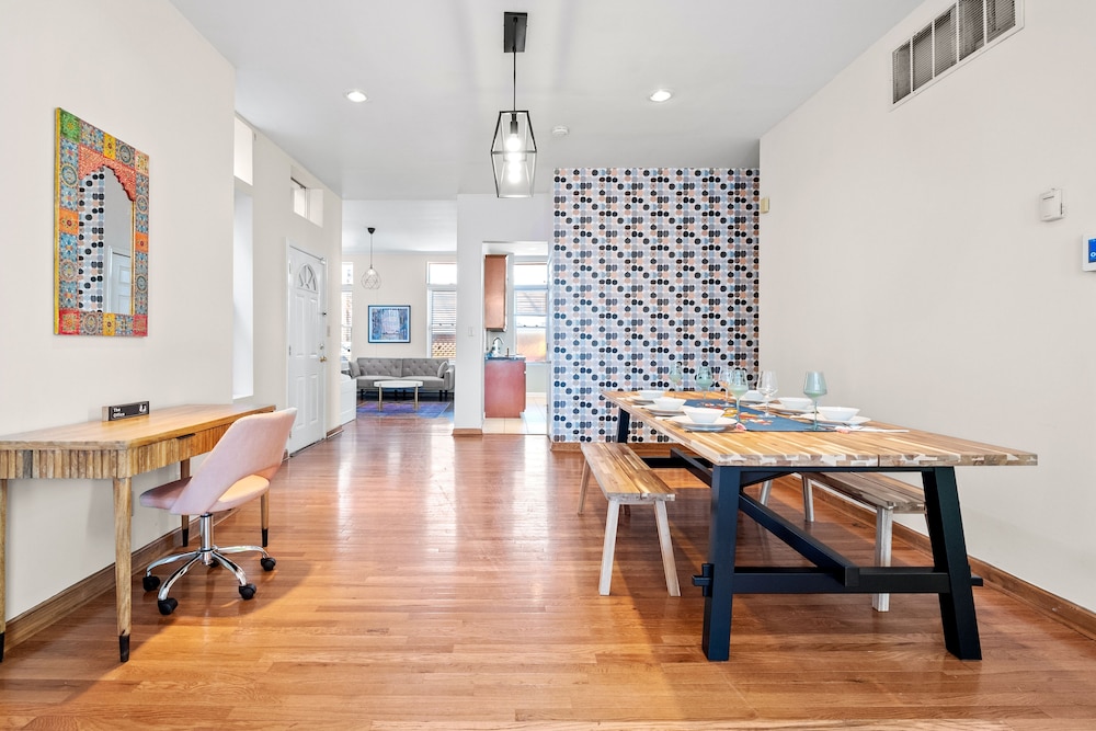Design House photo 2