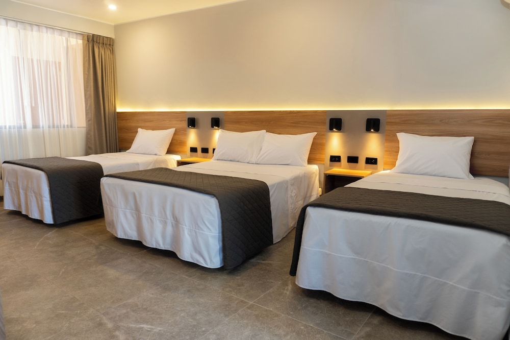 Luxury Triple Room