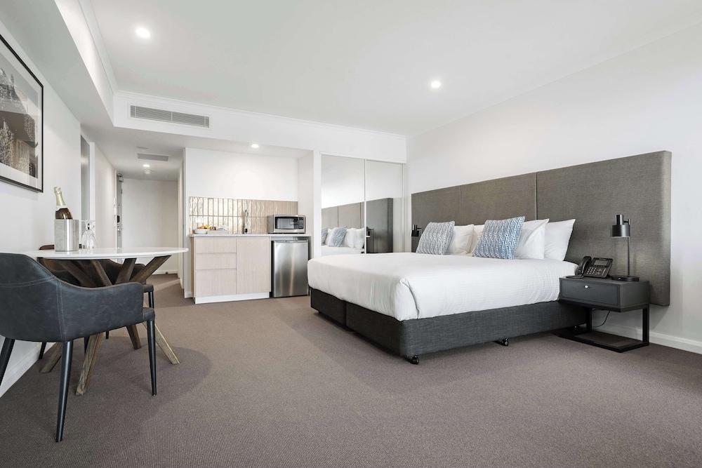 Triple Room, 3 Bedrooms, Non Smoking (Dual Key) - Photo 9