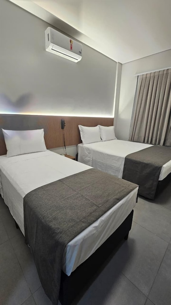 Standard Double or Twin Room photo 1