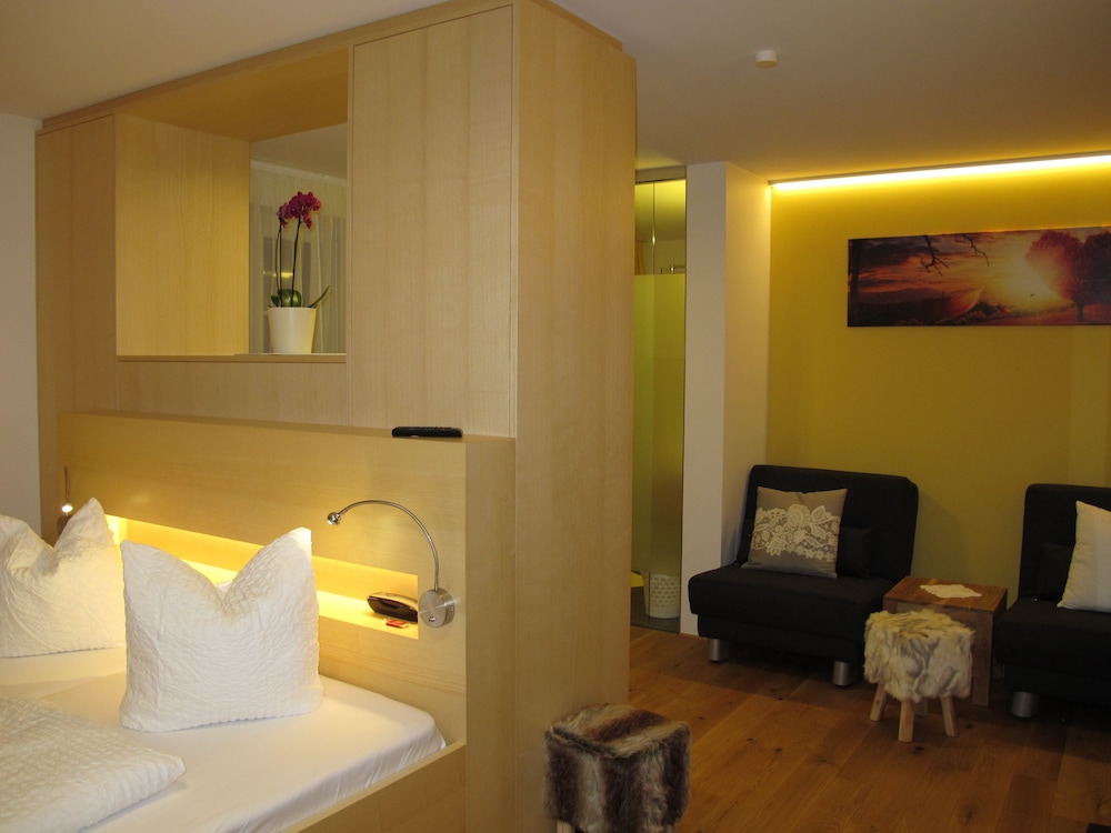 Deluxe Double or Twin Room, 1 Bedroom, Mountainside photo 2