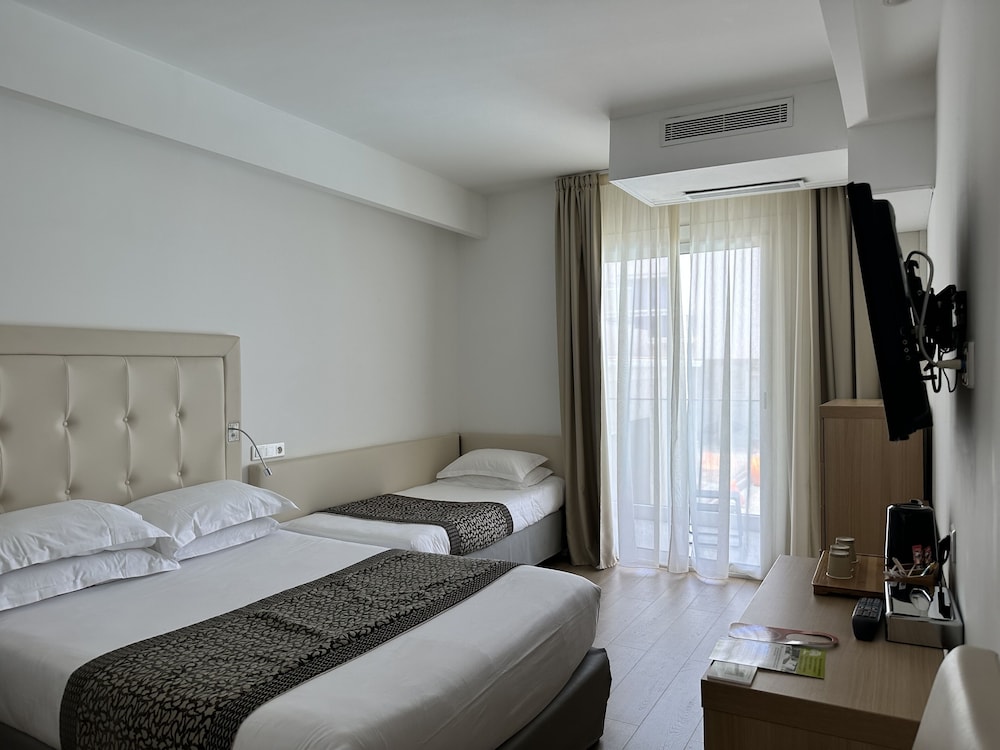 Room XL - Chambre Triple Balcon - Photo 4
