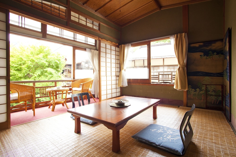 Standard Japanese Style Room For 3 Guests - Photo 1