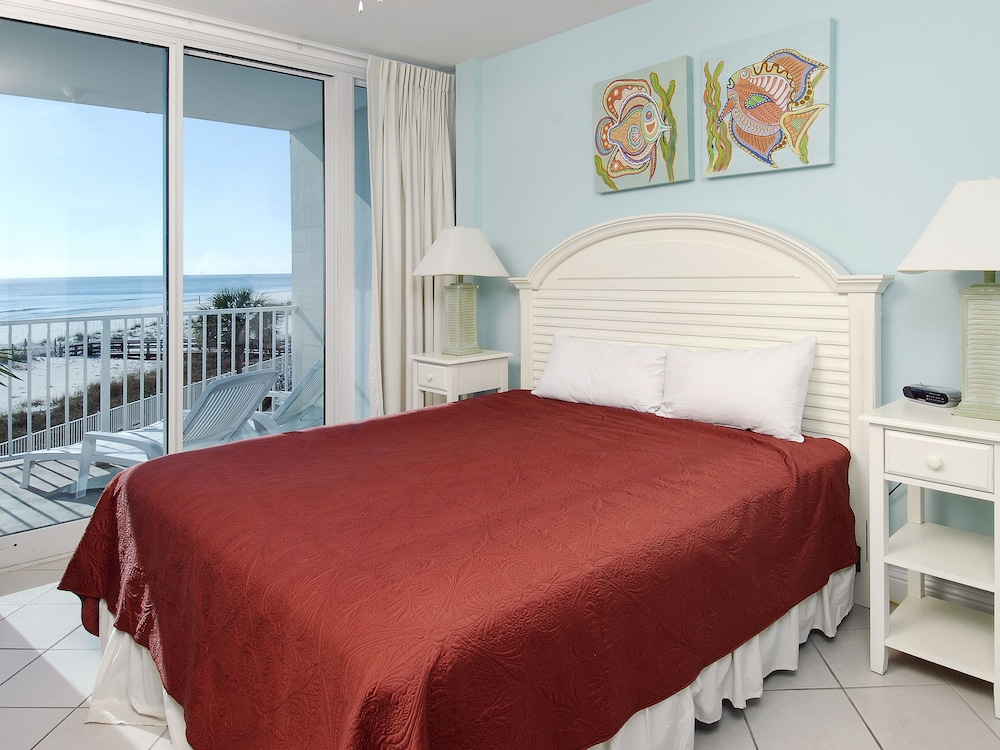 Condo, 1 Bedroom, 2 Bathrooms, Sea Facing photo 1