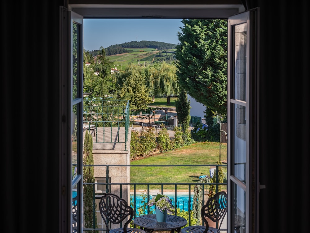 Premium Double or Twin Room - Photo 4