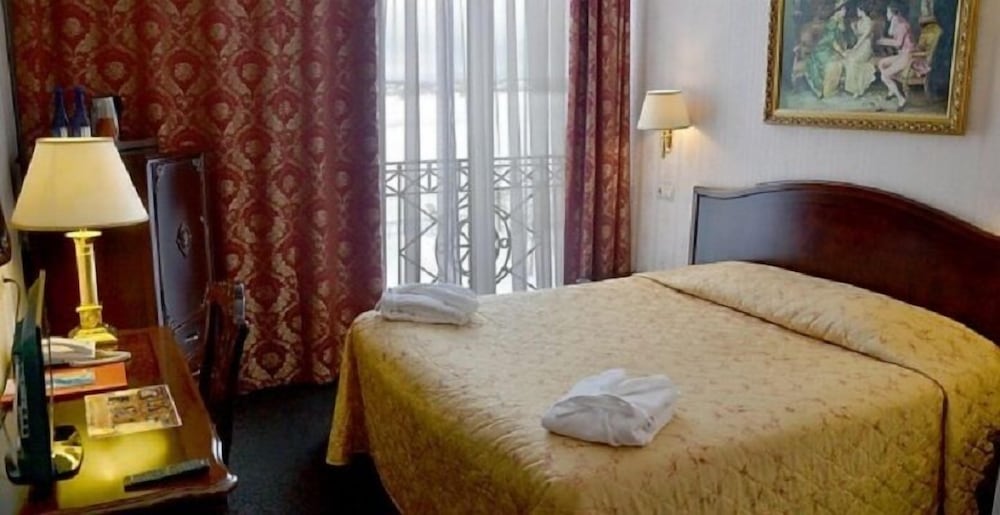 Superior Double Room, River View