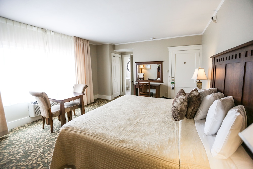 Room, Non Smoking, Private Bathroom (King Room) - Photo 5