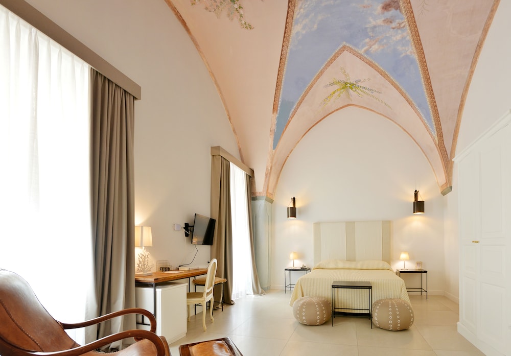 Premium Room - Photo 3