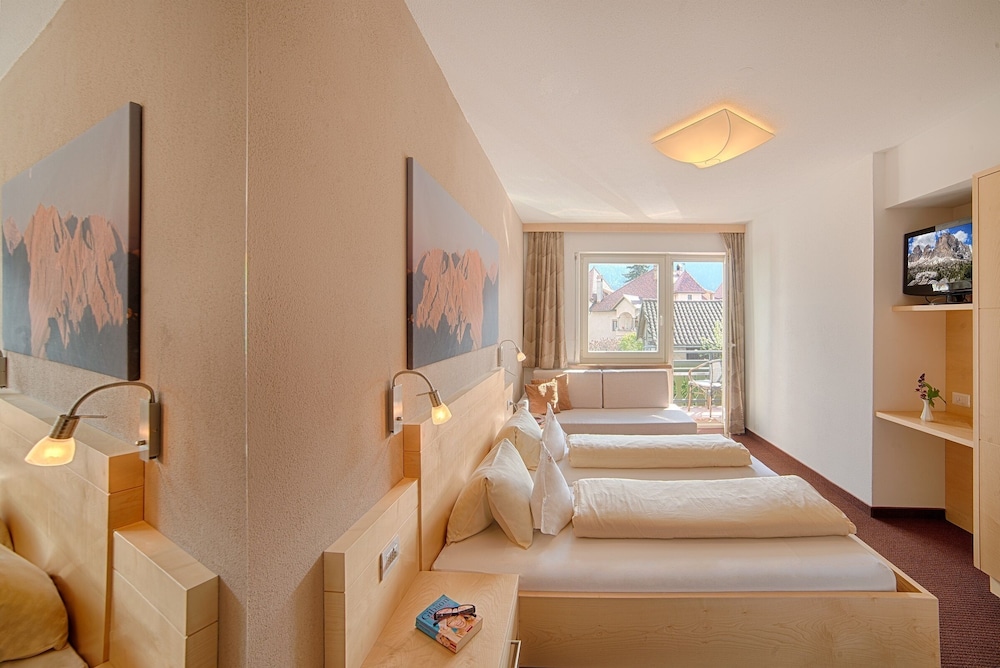 Basic Double Room