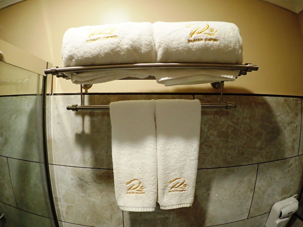 Superior Twin Room, Multiple Beds, Non Smoking, Pool View - Photo 9
