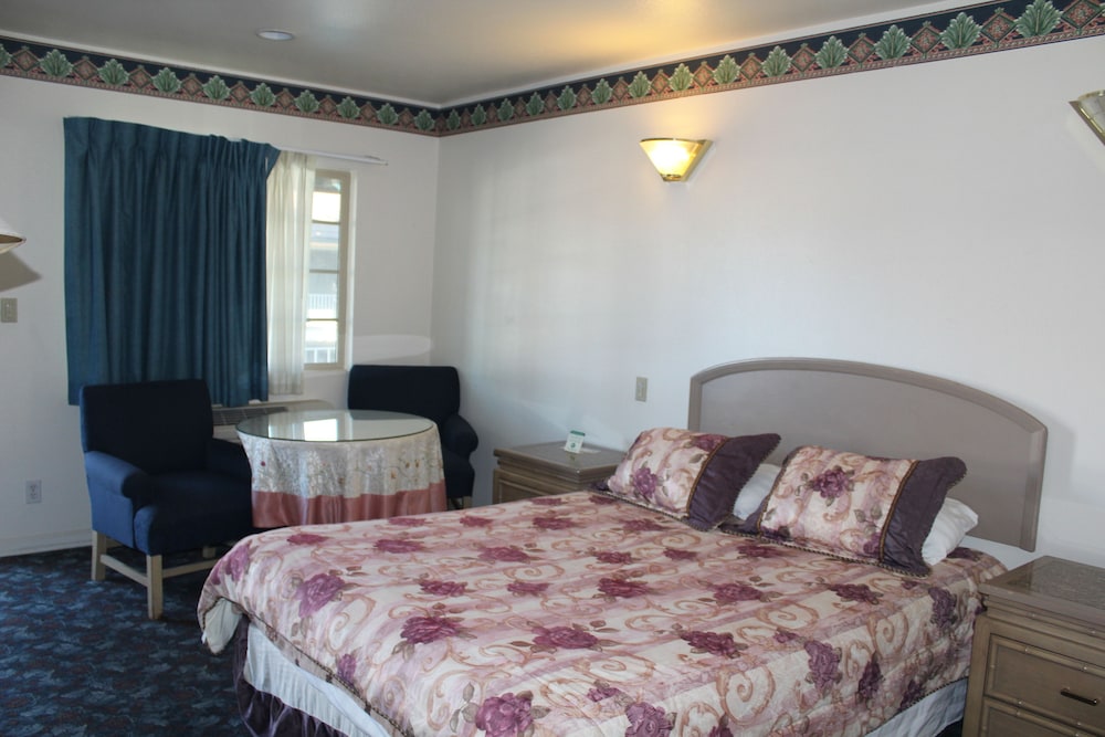 Double or Twin Room photo 1