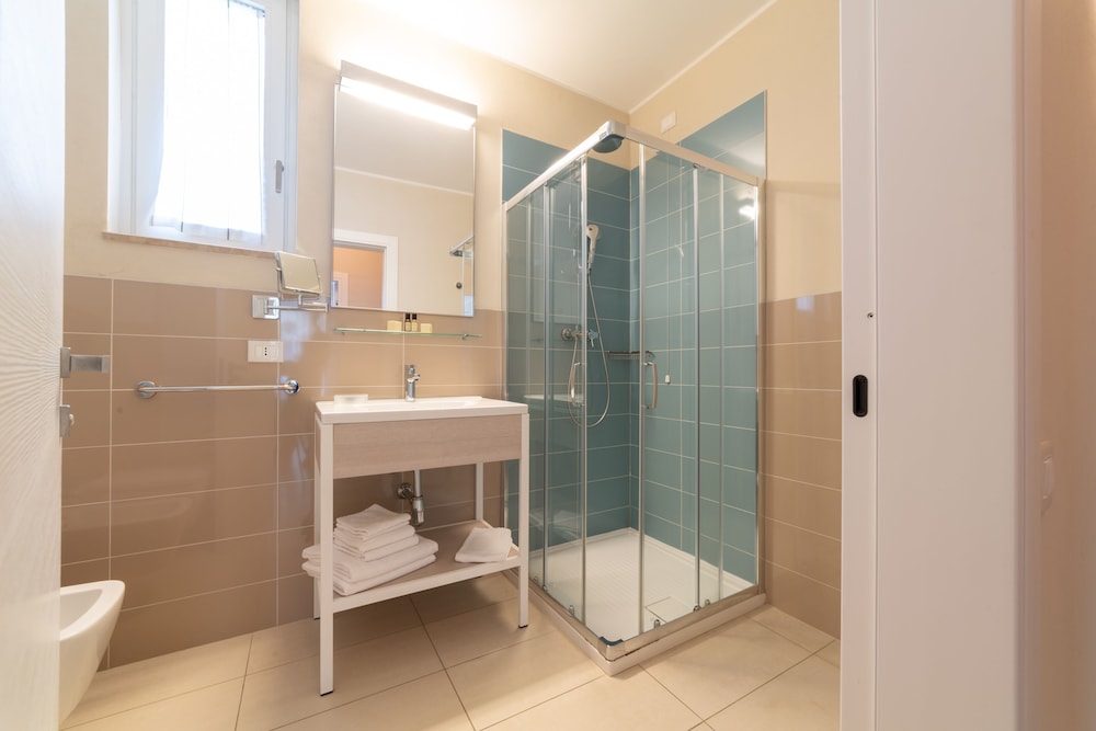 Junior Suite, 1 Bedroom - Photo 7
