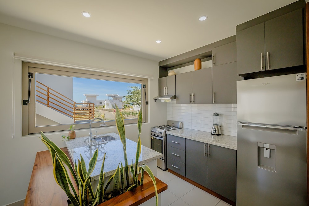 Design House, 1 Double Bed, Beach View photo 2