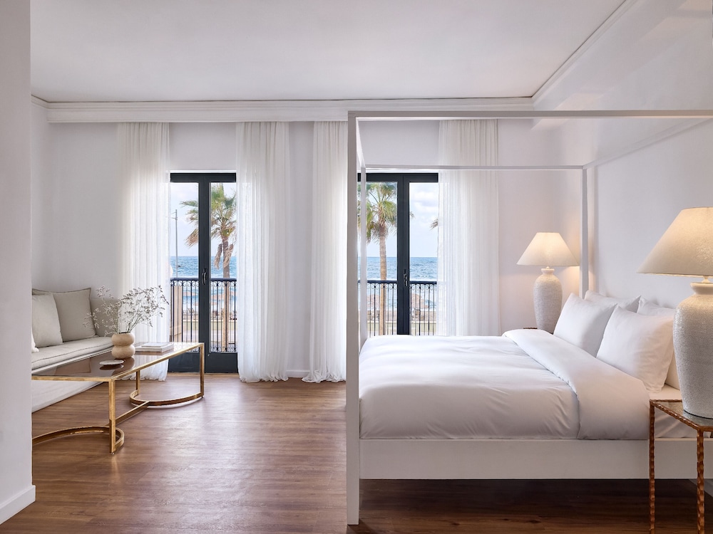 Fortezza Apartment, Direct Sea View - Photo 1