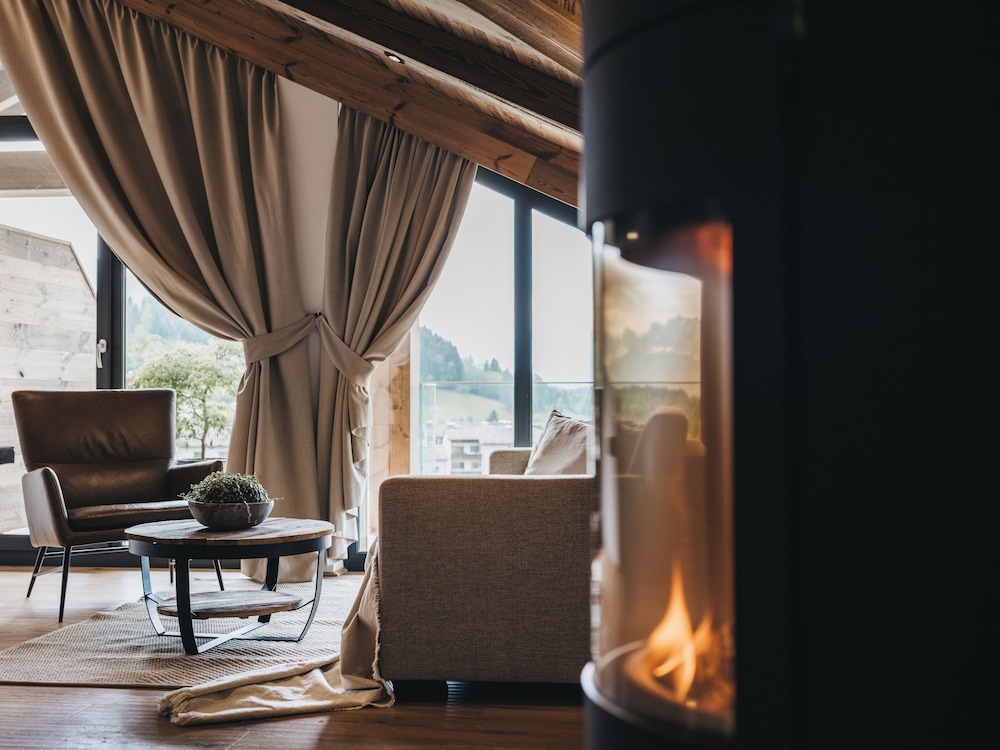Drei Zimmer Penthouse II