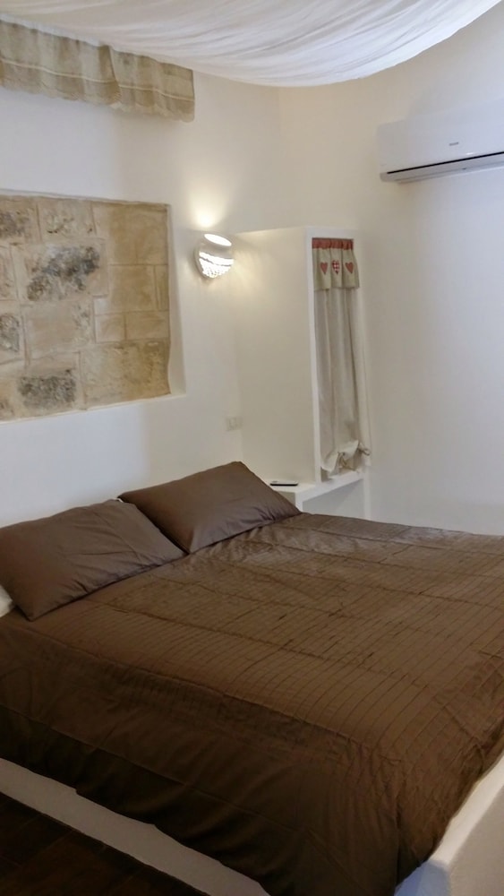 Suite, Balcony