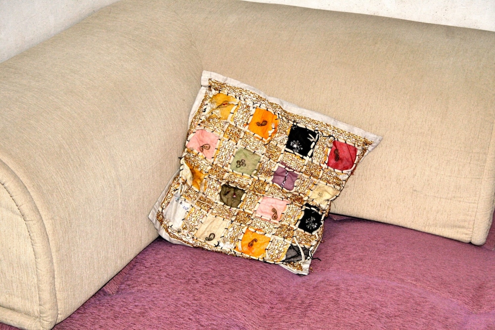Romantic Suite (Mauve) photo 3