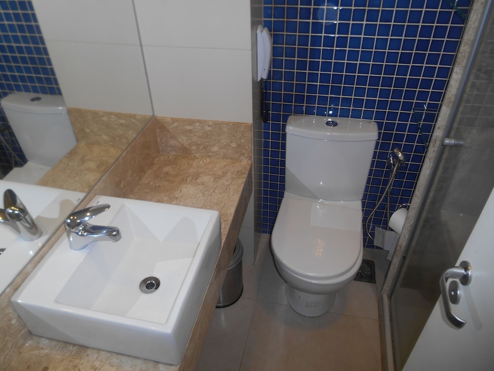 Double or Twin Room - Photo 6