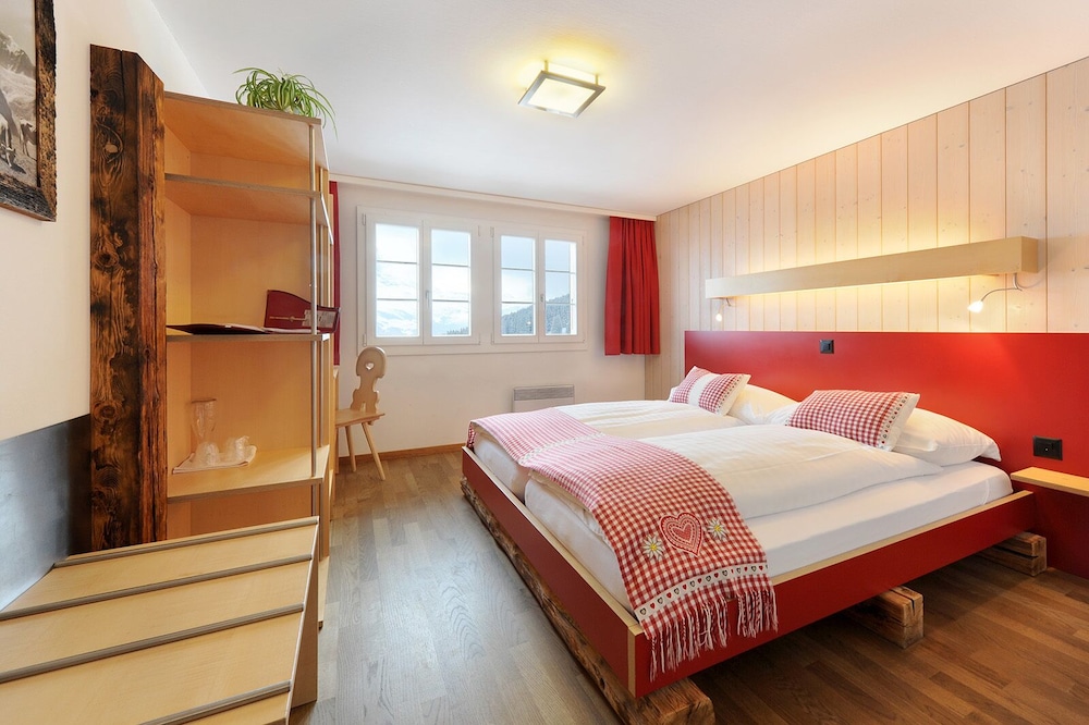 Basic Double Room, Mountain View photo 1