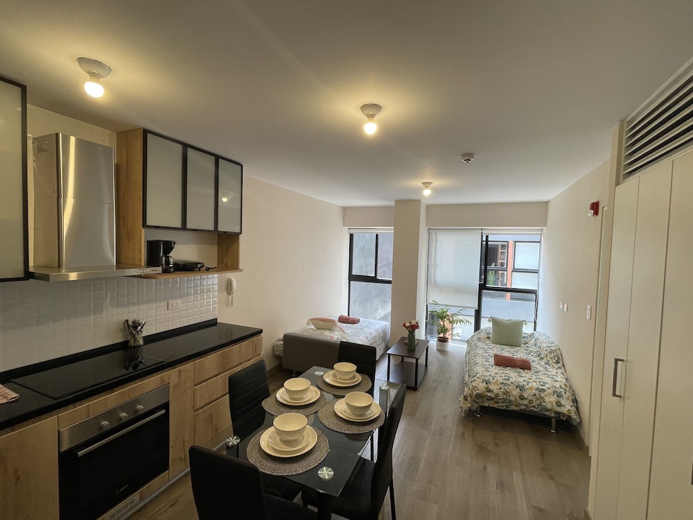Apartment photo 1