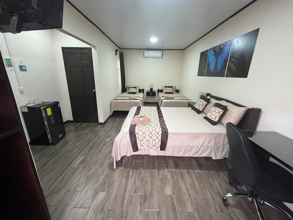 Triple Room photo 3