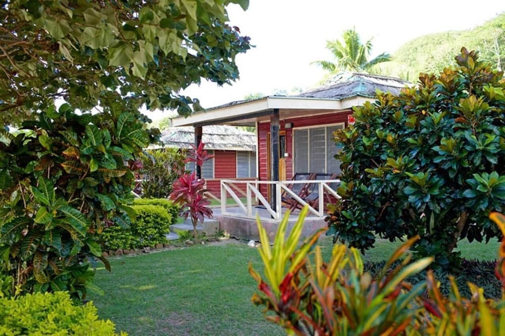 Basic Cottage, Beach View photo 3