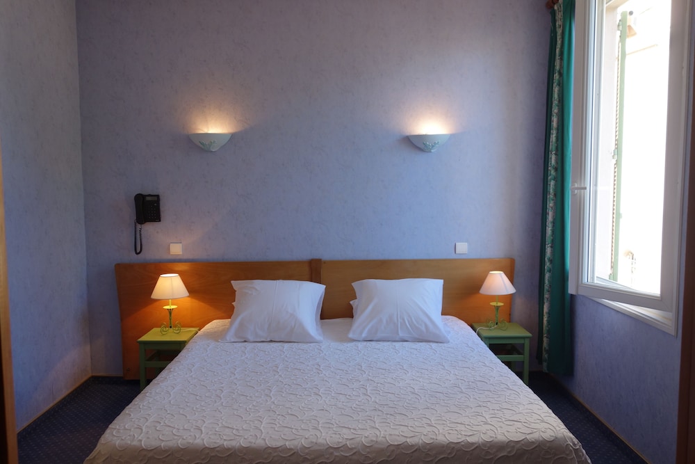 Double or Twin Room photo 2