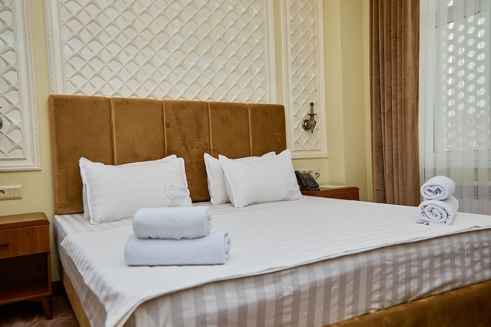 Superior Double or Twin Room - Photo 1