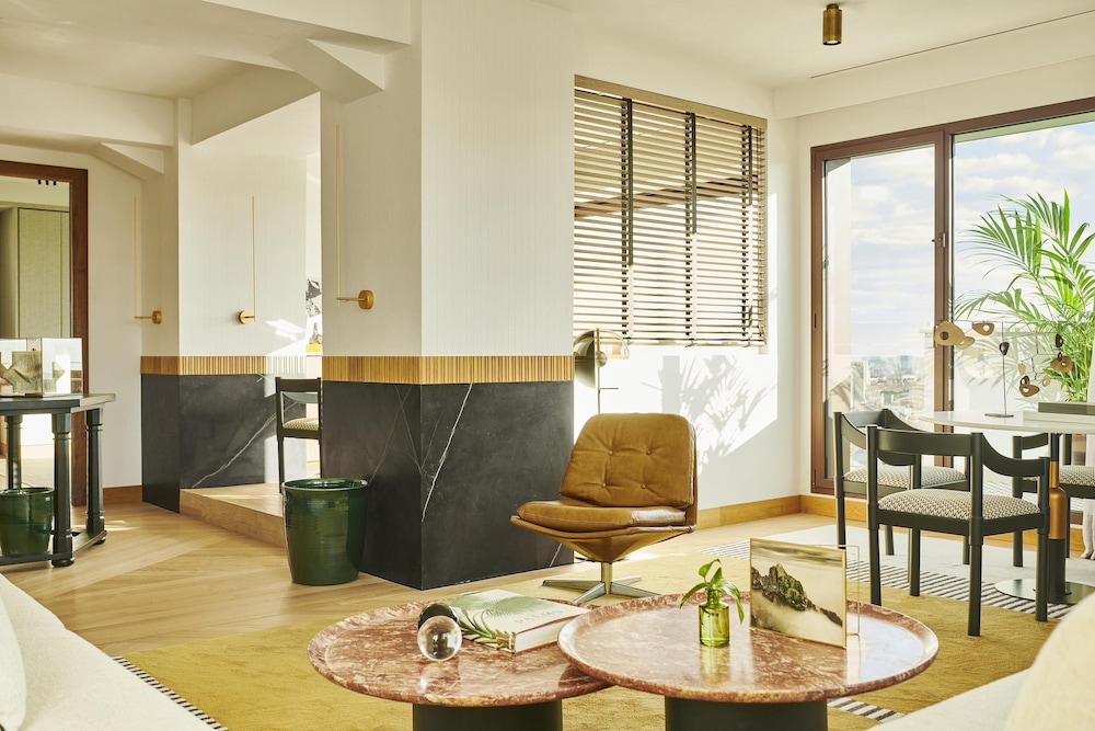 Suite (Penthouse) - Photo 9