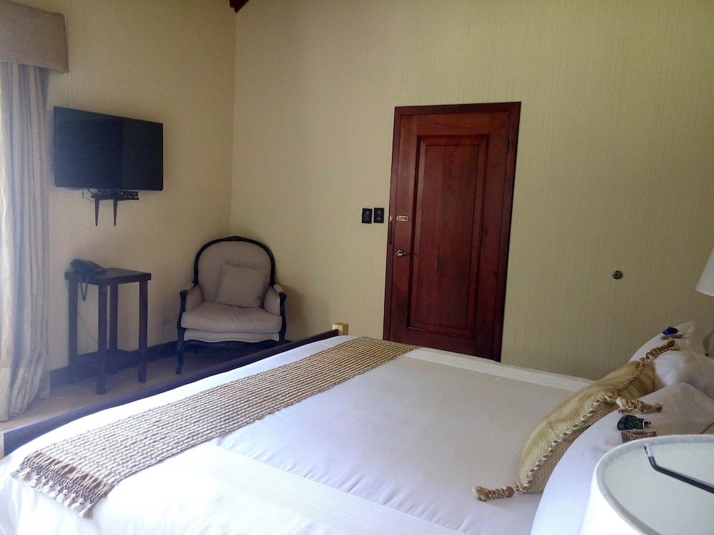 Deluxe Double Room, 1 Bedroom, Mountain View photo 2