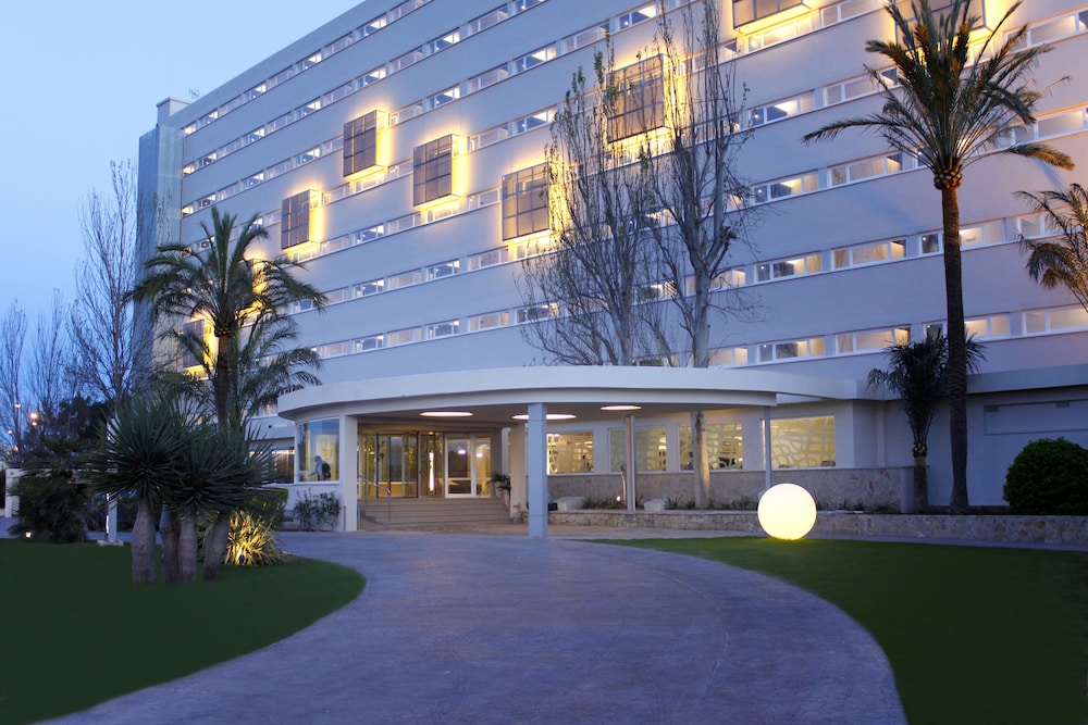 Standard Double or Twin Room, Balcony - Photo 2