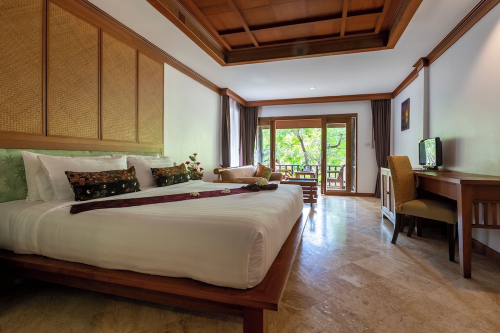 Deluxe Room - Photo 4