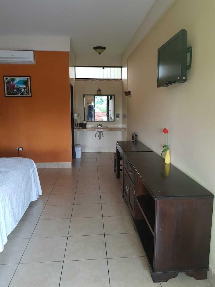 Single Room photo 3