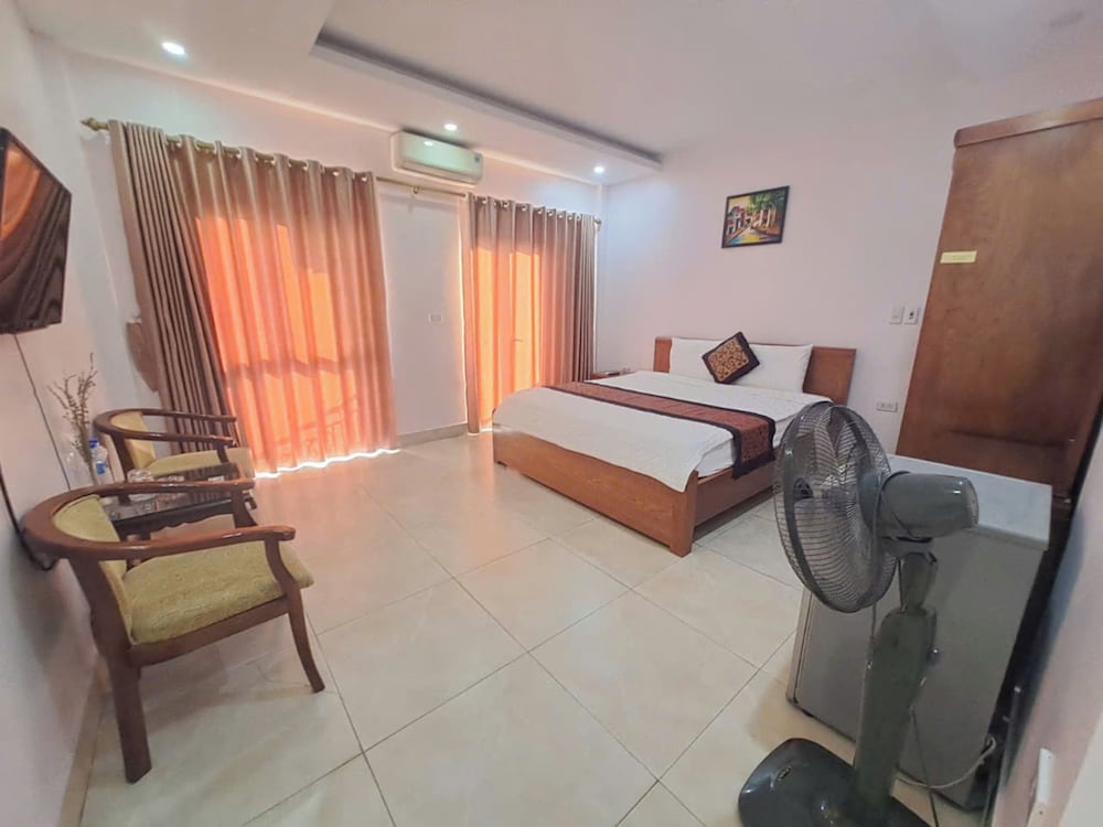 Standard Double Room, City View