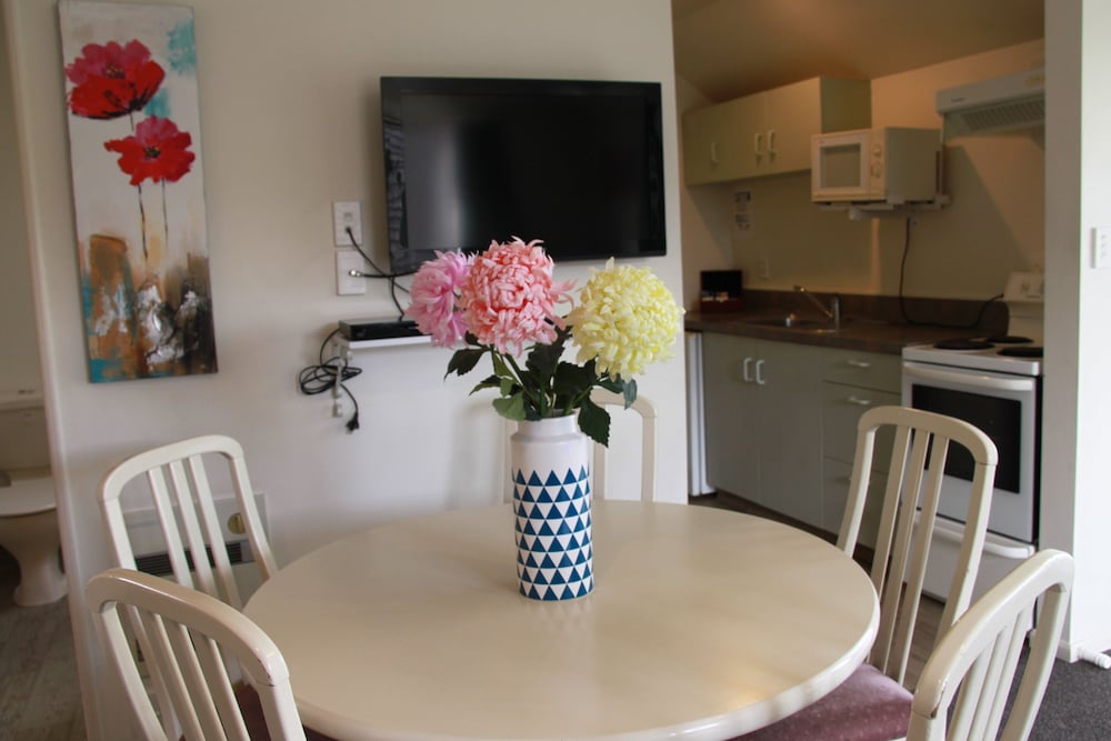 Family Room, 2 Bedrooms photo 1